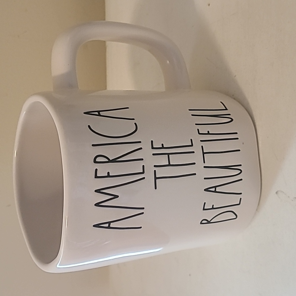BN Rae Dunn "America The Beautiful" Mug